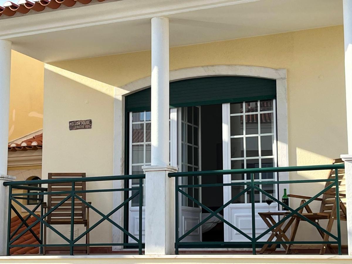 Yellow House Ericeira Bagian luar foto